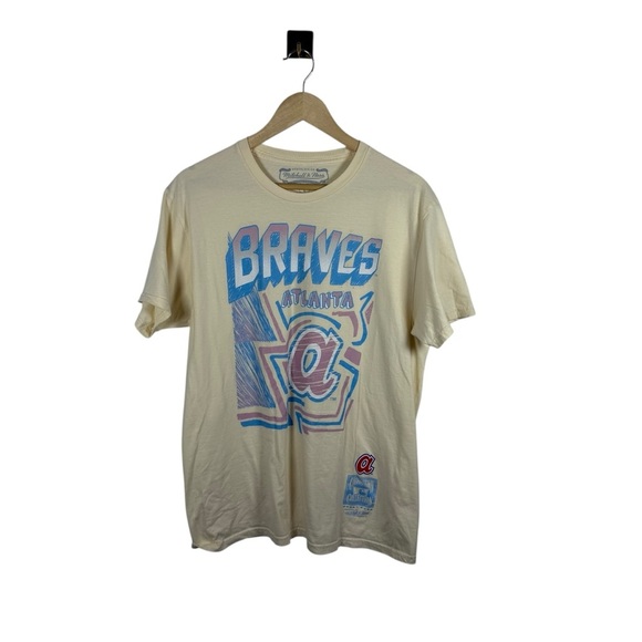 Mitchell and Ness Atlanta Braves Sidewalk Sketch Tee Cream/Blue/Pink L - Picture 4 of 8